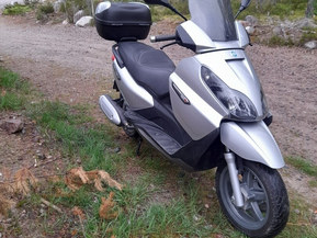 Piaggio X7