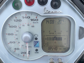 Vespa GTS