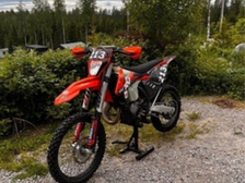 KTM 125