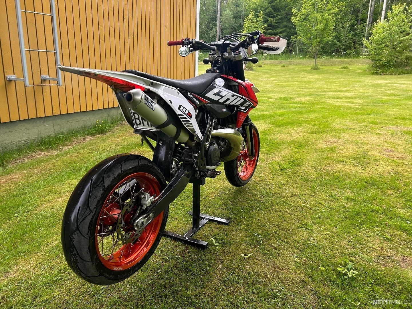 6 / 9