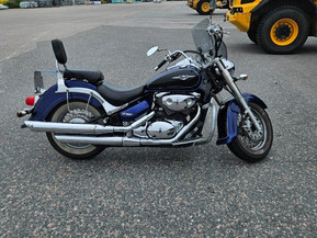 Suzuki Intruder