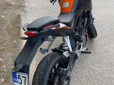 KTM 125