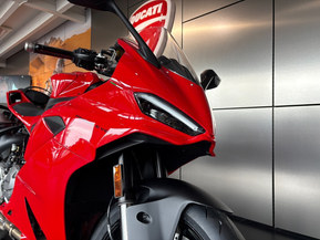 Ducati Panigale V2