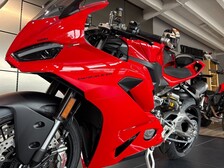 Ducati Panigale V2