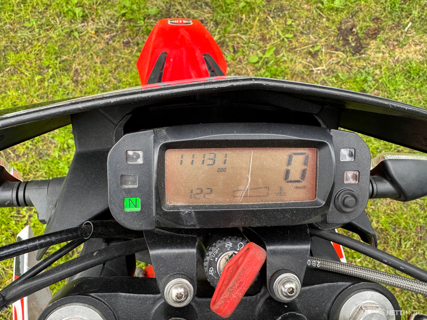 6 / 6