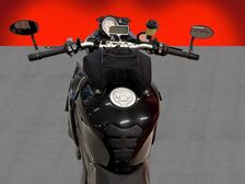 BMW S