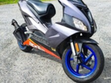 Aprilia SR