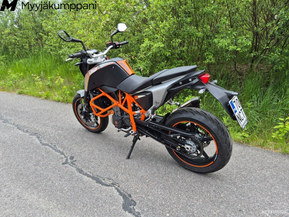 KTM 690