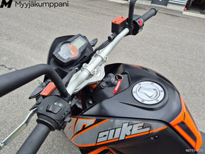 KTM 690