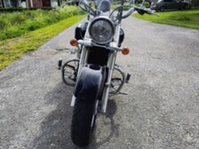 Suzuki Intruder