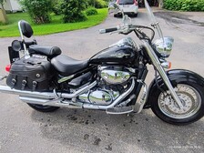 Suzuki Intruder