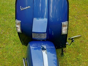 Vespa PX