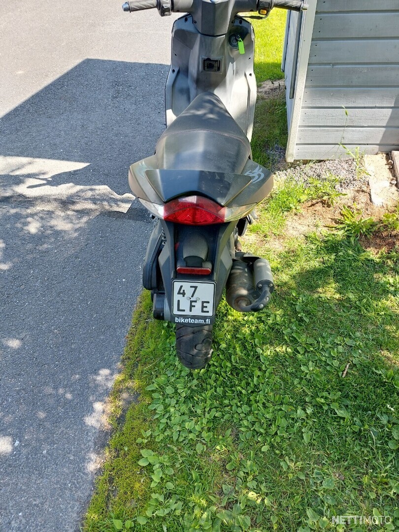 2 / 10