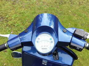 Vespa PX