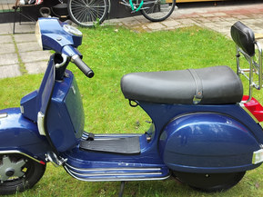 Vespa PX