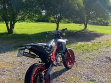 Aprilia SX
