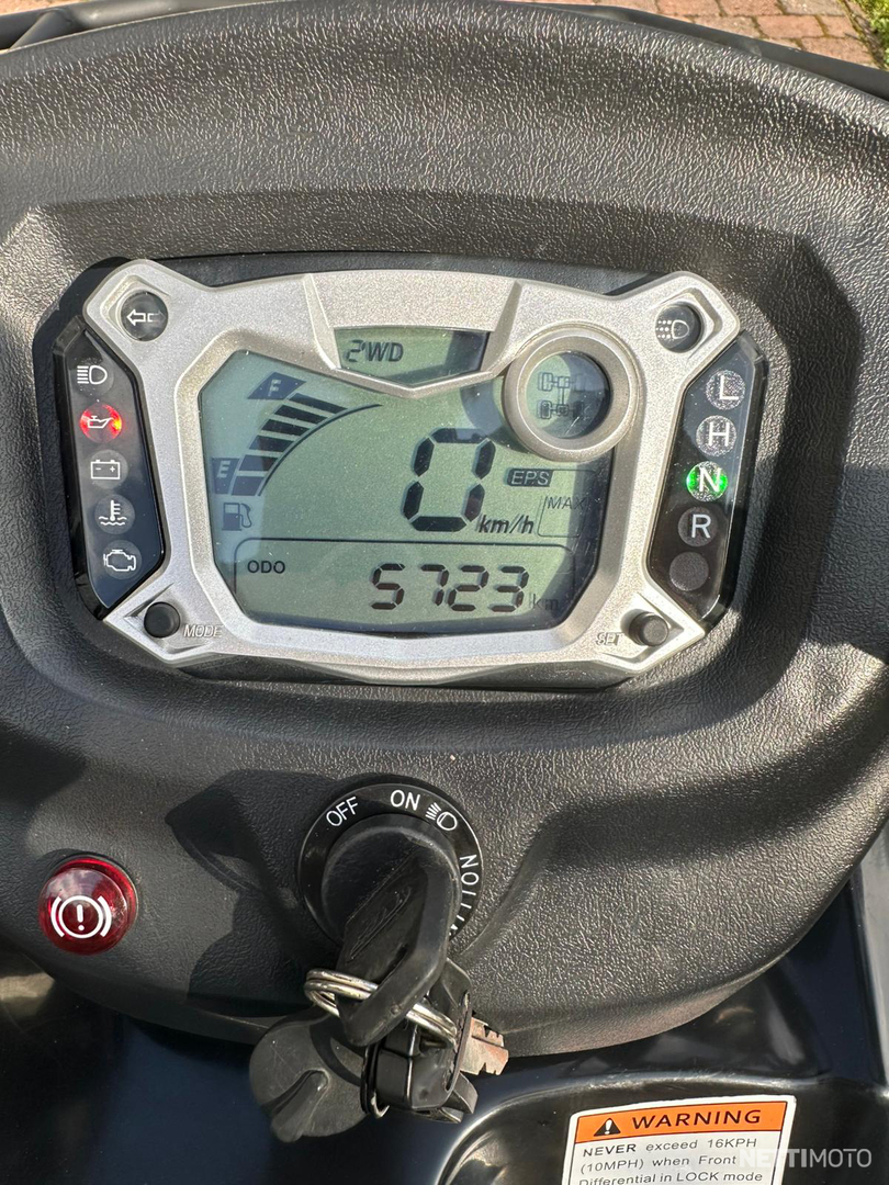 8 / 9