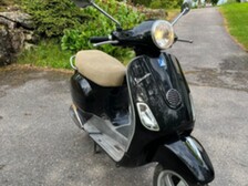 Vespa LX