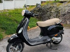 Vespa LX