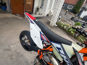 KTM 125