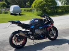 BMW S