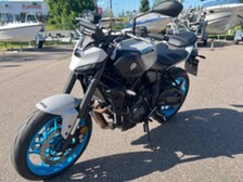 Yamaha MT-07 Yamaha MT-07