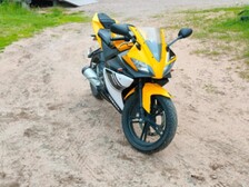 Yamaha YZF-R
