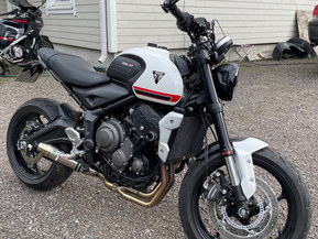 Triumph Trident