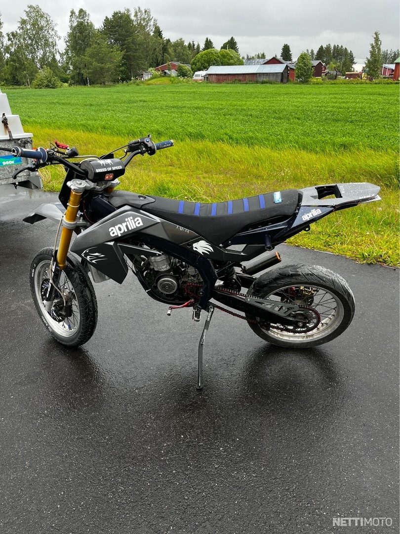 6 / 8