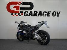 BMW S