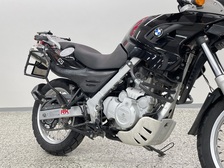 BMW F