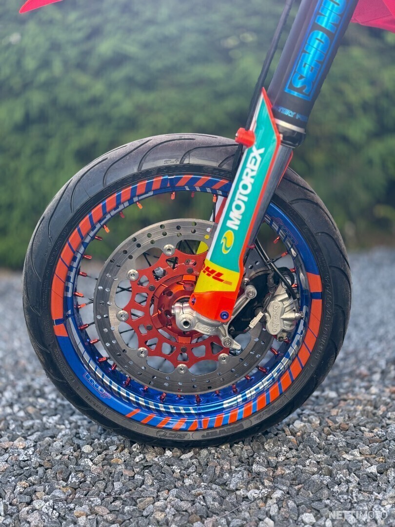 6 / 7
