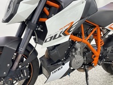 KTM 990