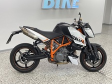 KTM 990