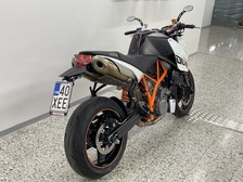 KTM 990