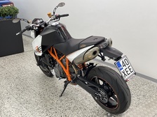 KTM 990