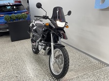 BMW F