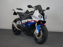 BMW S