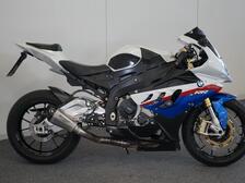 BMW S