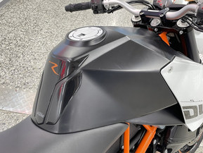 KTM 990