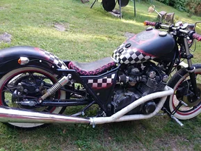 Suzuki GS