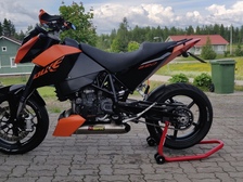 KTM 690