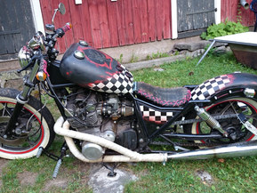 Suzuki GS