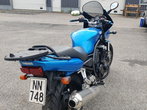 Yamaha FZS