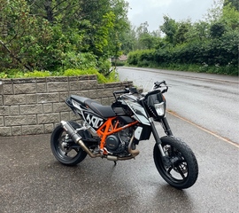 KTM 690