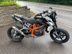 KTM 690