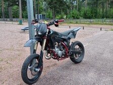 Husqvarna SM