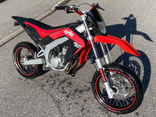 Aprilia SX