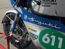 Suzuki T