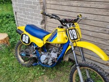 Suzuki RM